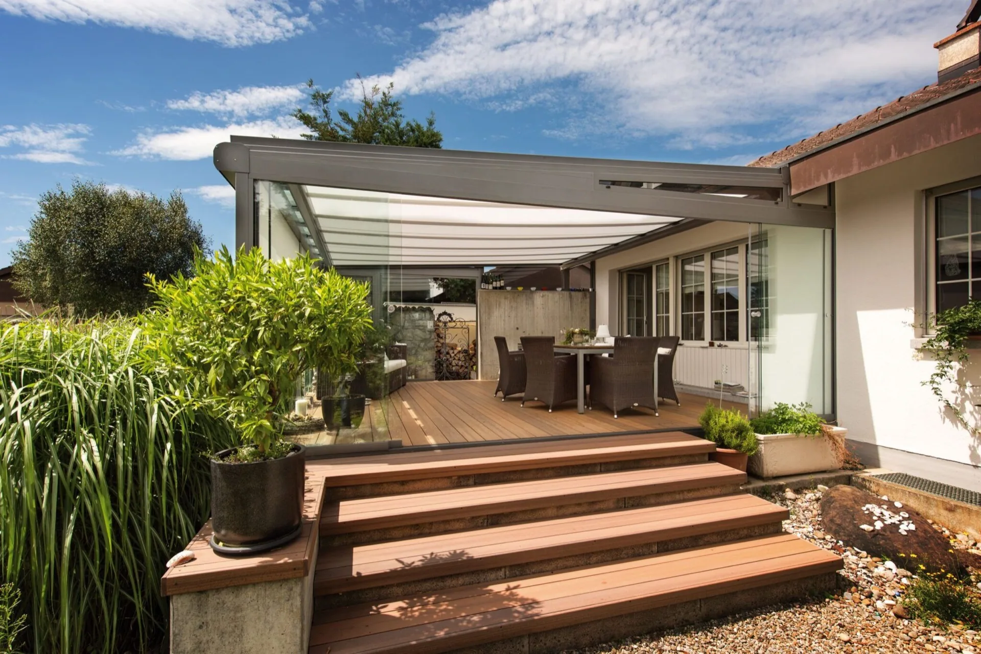 Hliníková pergola s panoramatickým výhledem realizace – Moonex