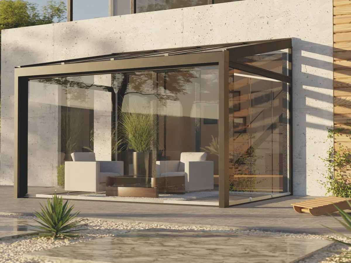 Hliníková pergola Cielo se skleněnými stěnami u moderního domu – Moonex